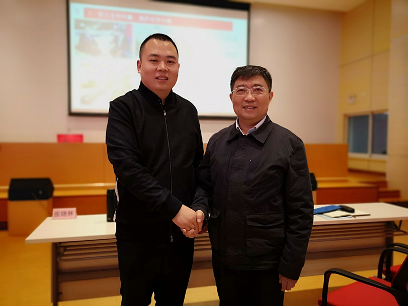 豫商赴滬，共研發(fā)展│許明月董事長參加民建河南省企業(yè)家會員班培訓